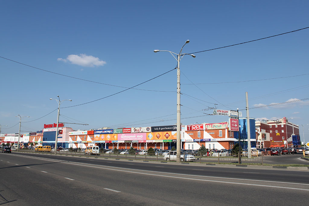 Мегацентр «Красная Площадь» в Краснодаре