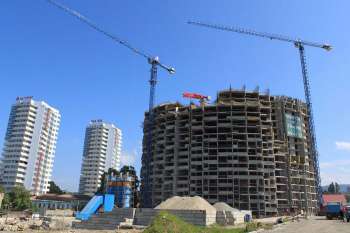 Housing estate «Gorky Park» in Sochi, Завершение возведения несущих конструкций первой очереди строительства, 03.07.2010