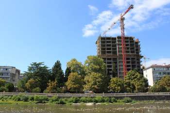 Office & medical center with living space at Tchaikovskogo Str. in the center of Sochi, Этап возведения здания, 24.08.2009