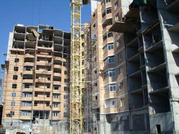 High rise building with underground parking at Serova Str. in Novorossiysk, Этап строительства здания, 22.02.2006