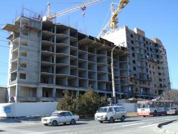 High rise building with underground parking at Serova Str. in Novorossiysk, Этап строительства здания, 23.02.2006