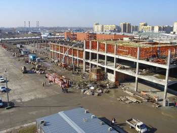 Shopping mall «Red Square» in Krasnodar, Панорама с северной вышки, 15.03.2005