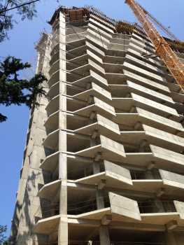 Housing estate «Gorka» at Pervomayskaya Str. in Sochi, Завершение монолитных работ, 08.08.2013