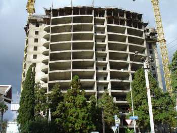 18-storey housing estate at Demokraticheskaya Str. in Adler district of Sochi, Этап возведения здания, 14.11.2006