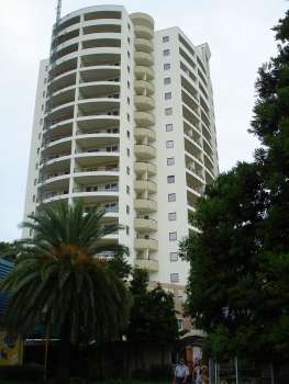 18-storey housing estate at Demokraticheskaya Str. in Adler district of Sochi, Завершенное строительство, 03.08.2007