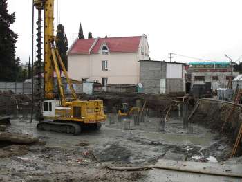 High-rise building at Kirova Str. in Adler district of Sochi, Начало строительства, 28.11.2007