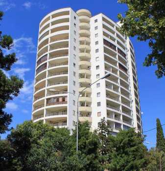 18-storey housing estate at Demokraticheskaya Str. in Adler district of Sochi